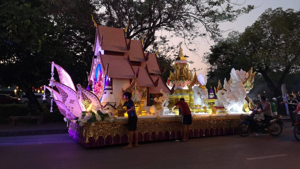 Parade Chiang Mai Festival