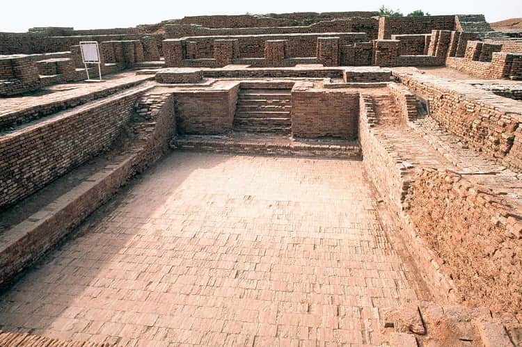 Great Bath Mohenjo daro Sindh Pakistan province min